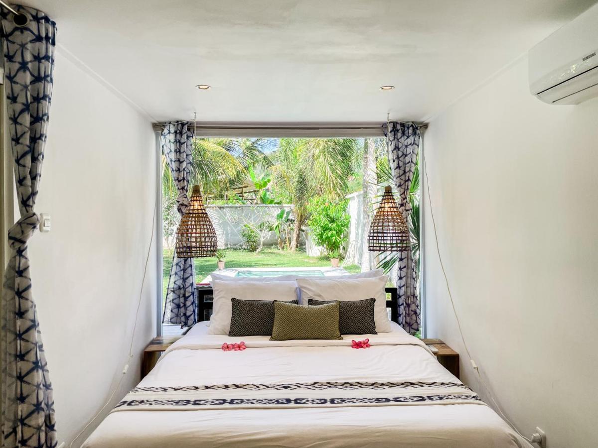 Villa Kotak Surfers Escape Reopening Rates Apply Now Selong Belanak Bagian luar foto