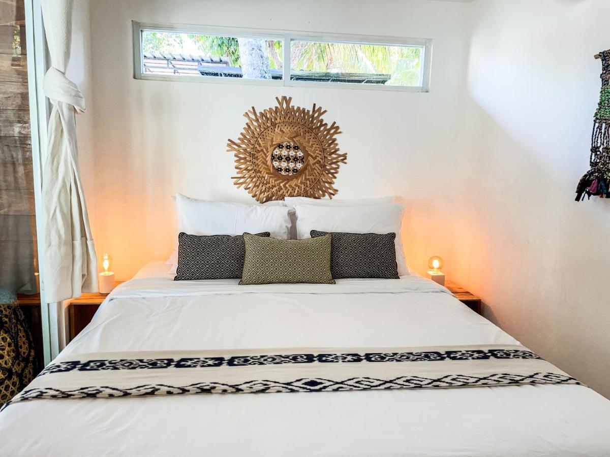 Villa Kotak Surfers Escape Reopening Rates Apply Now Selong Belanak Bagian luar foto